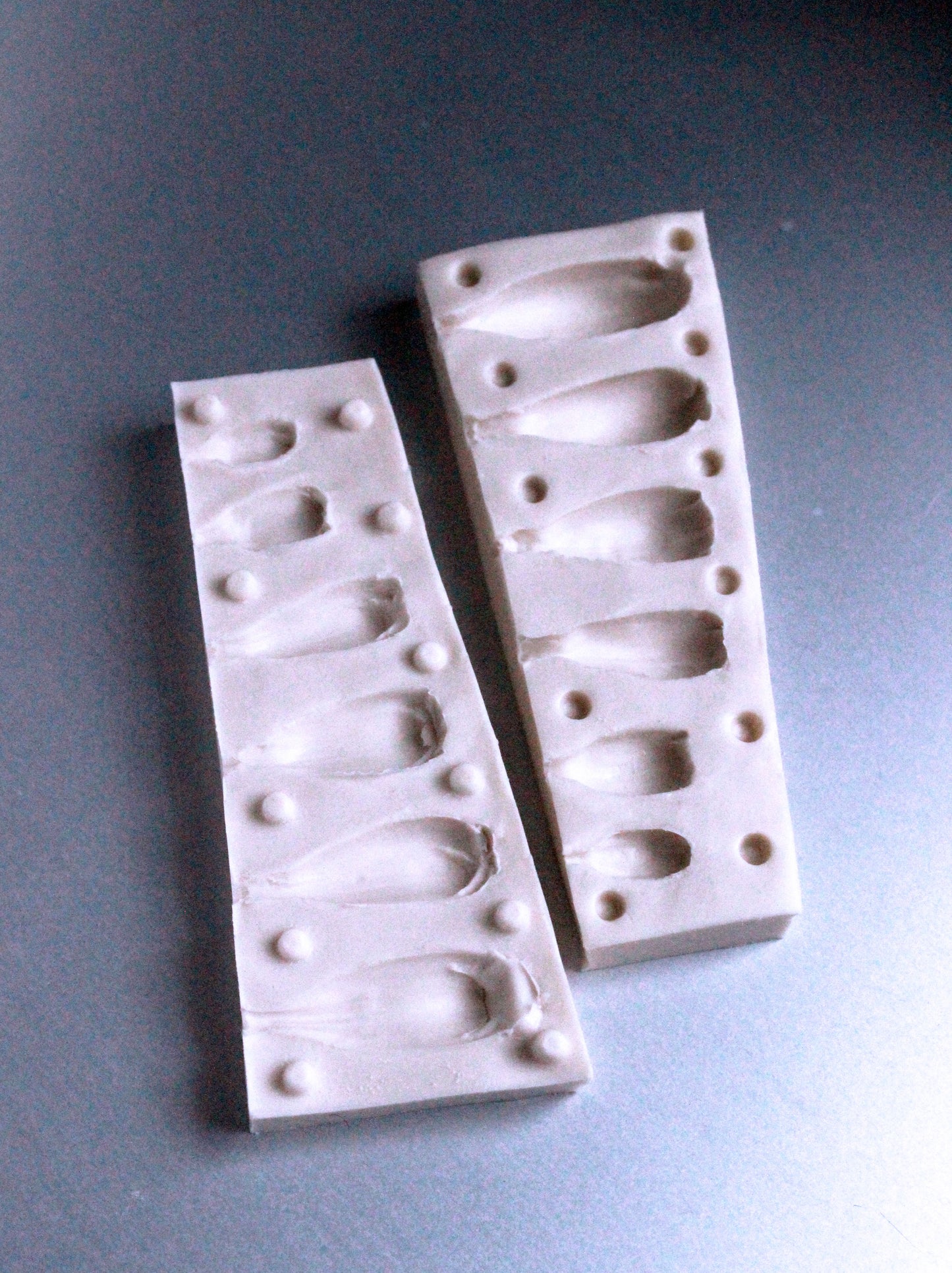 FOXGLOVE BUDS MOLD 1