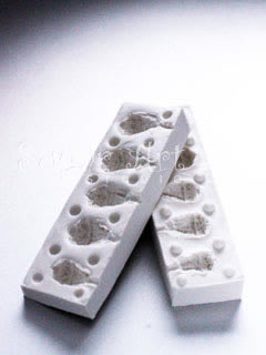 SILVER BELL EUCALYPTUS PODS MOLD (M) ©