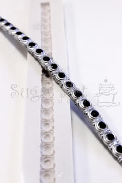 HERA LACE BORDER MOLD