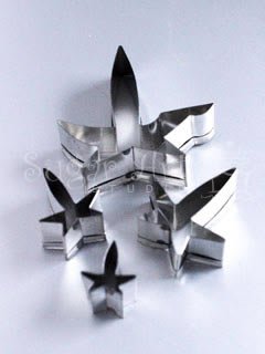 IVY LEAF CUTTERS (4PCS) ©