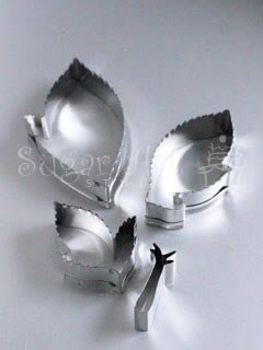 ROSE LEAVES & STIPULE CUTTERS ©