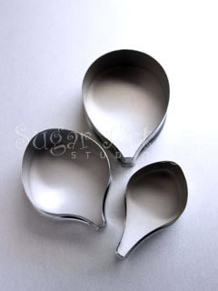 ANEMONE PETAL CUTTERS (M) ©