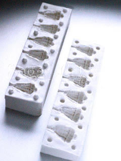 SILVER BELL EUCALYPTUS PODS MOLD (L) ©